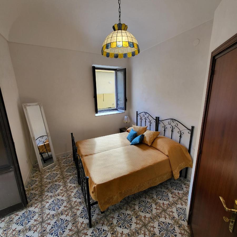 The Holiday House - Arricriati Trapani Exteriör bild